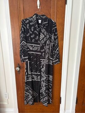 Chico's Black and White Western Paisley Maxi Dress - size 8